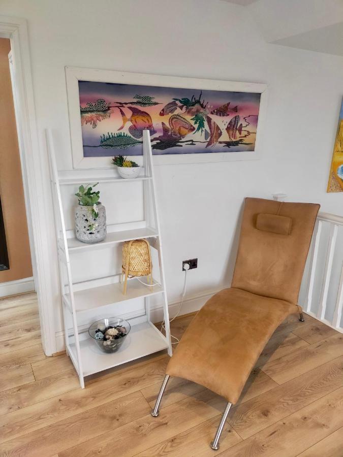Stunning Luminous Penthouse/ 2Beds 2Baths Apartman Bournemouth Kültér fotó